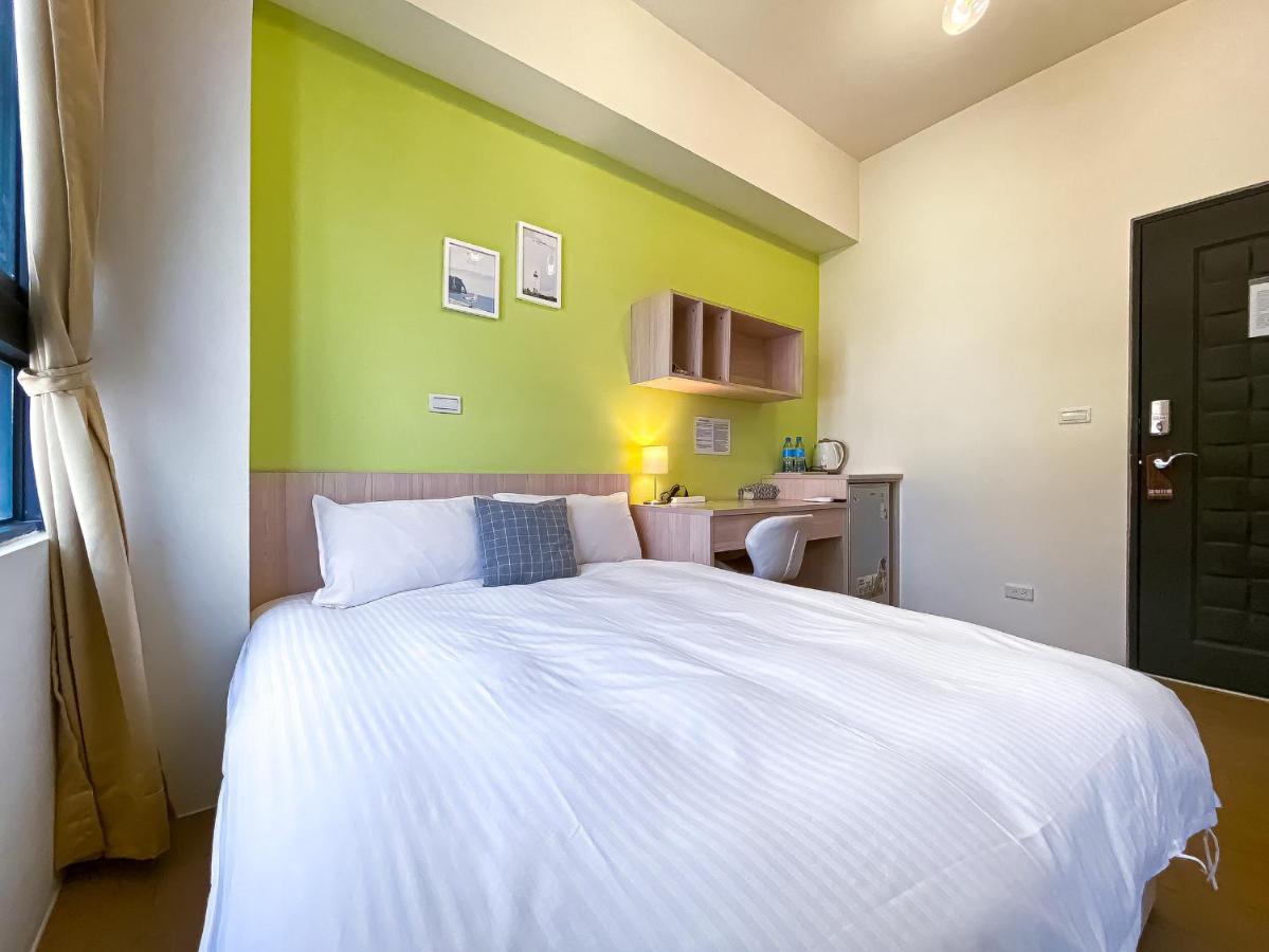 Adagio Hostel Taichung Exteriör bild