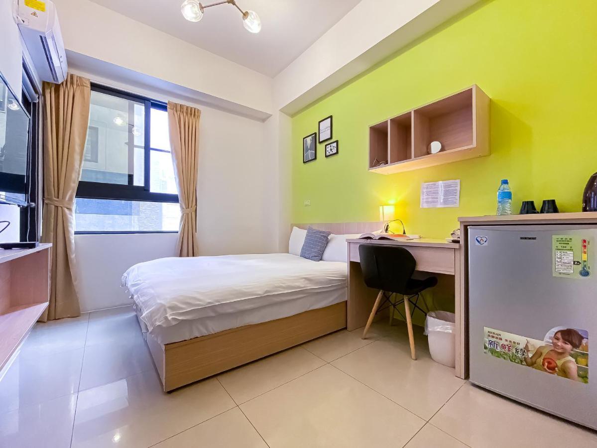 Adagio Hostel Taichung Exteriör bild